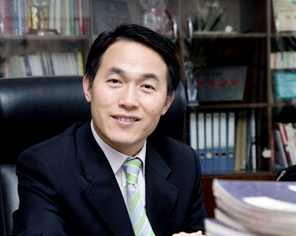 國(guó)學(xué)推手湯傳忠