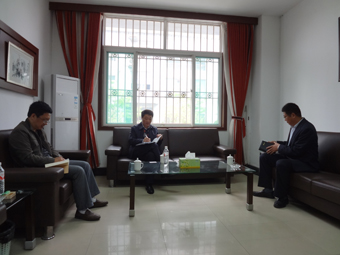 濟(jì)南市高新區(qū)領(lǐng)導(dǎo)到我司調(diào)研、視察工作